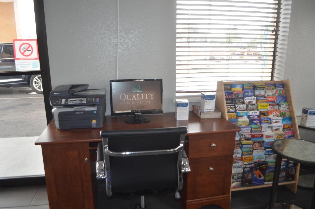 Quality Inn & Suites Near Downtown Mesa Exteriér fotografie