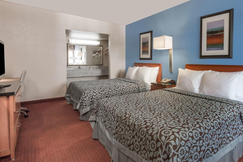 Quality Inn & Suites Near Downtown Mesa Exteriér fotografie